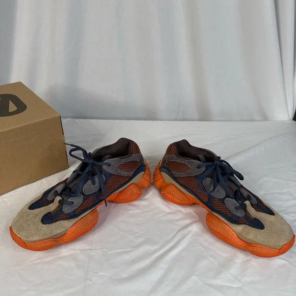 Adidas Yeezy 500 Enflame - Picture 5 of 7